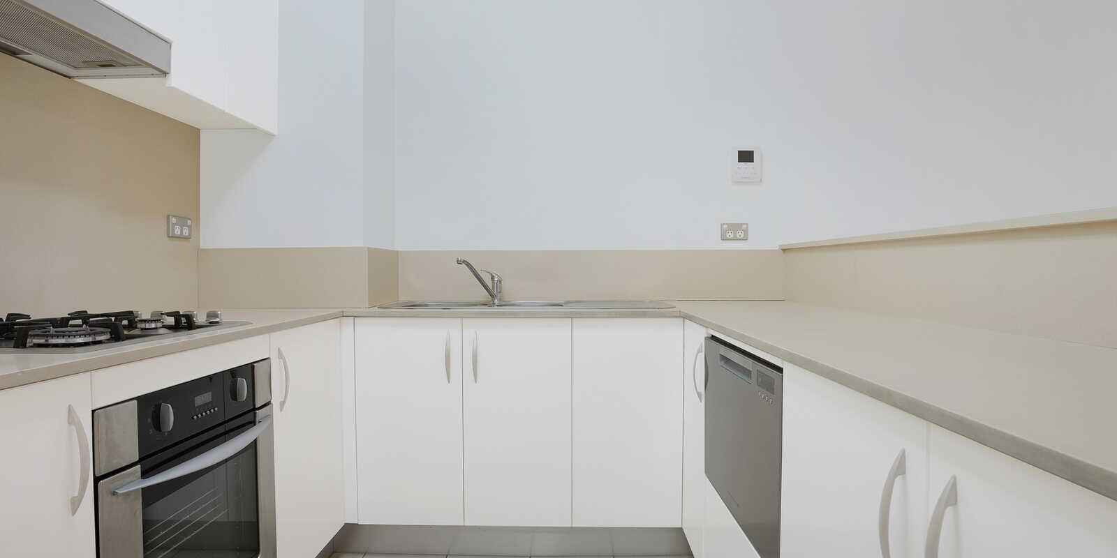 30/20 Close Street Canterbury