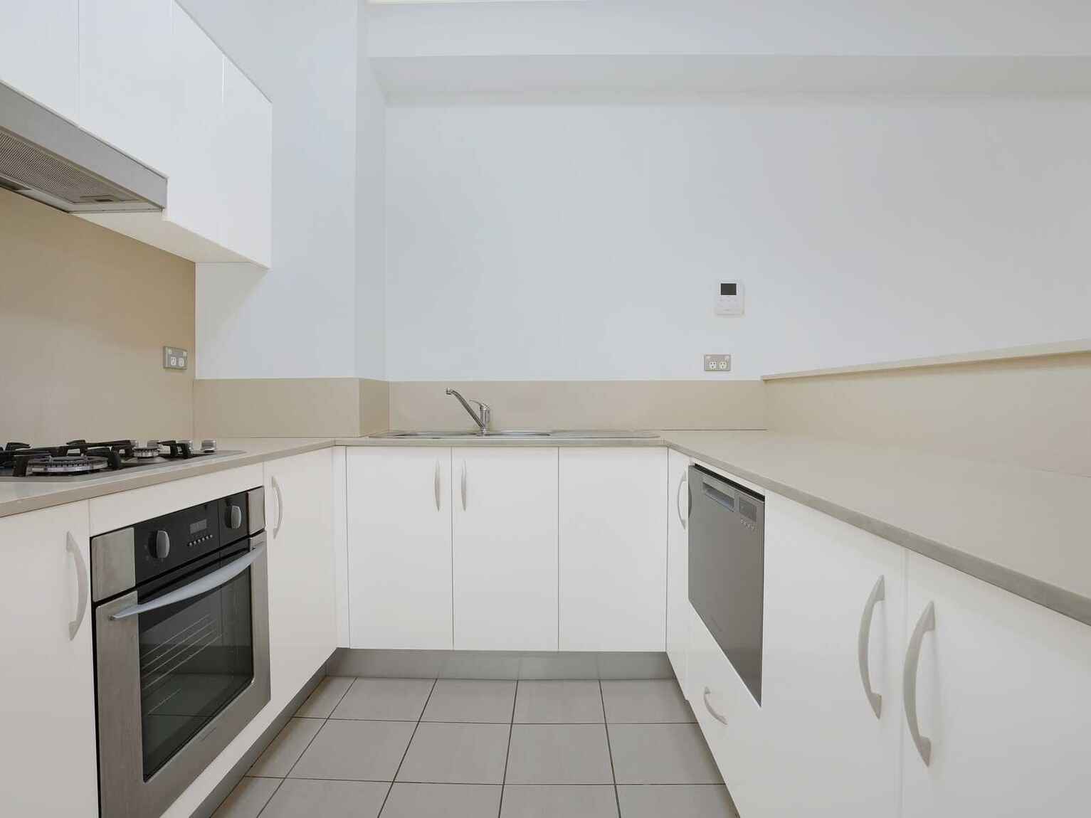 30/20 Close Street Canterbury