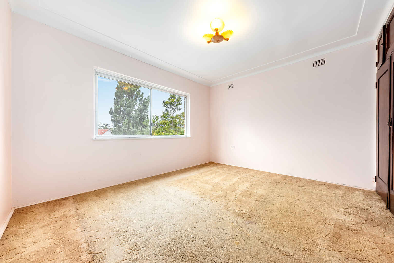 31 The Rampart Castlecrag