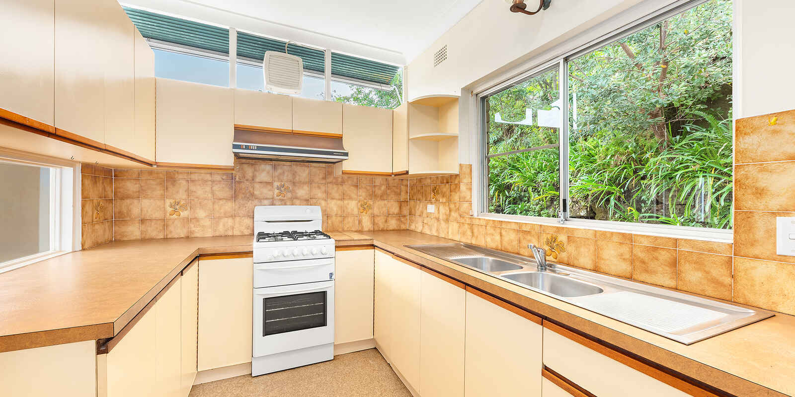 31 The Rampart Castlecrag