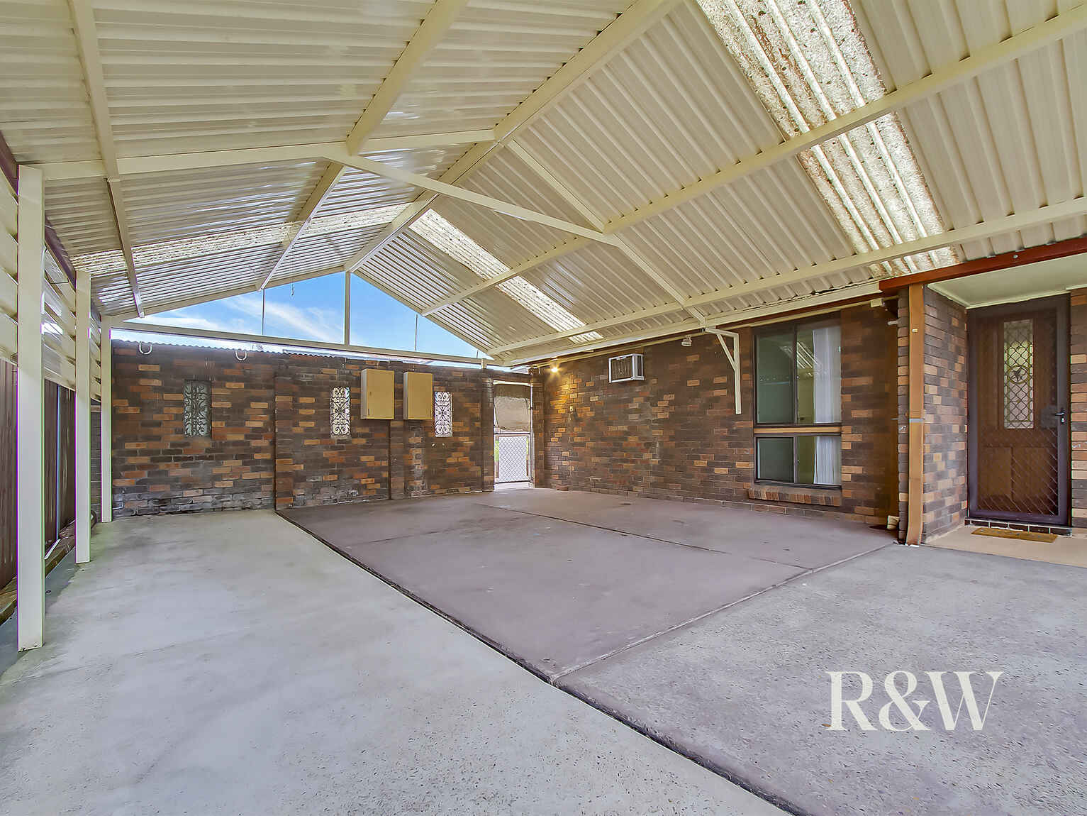 59 Banks Drive St Clair
