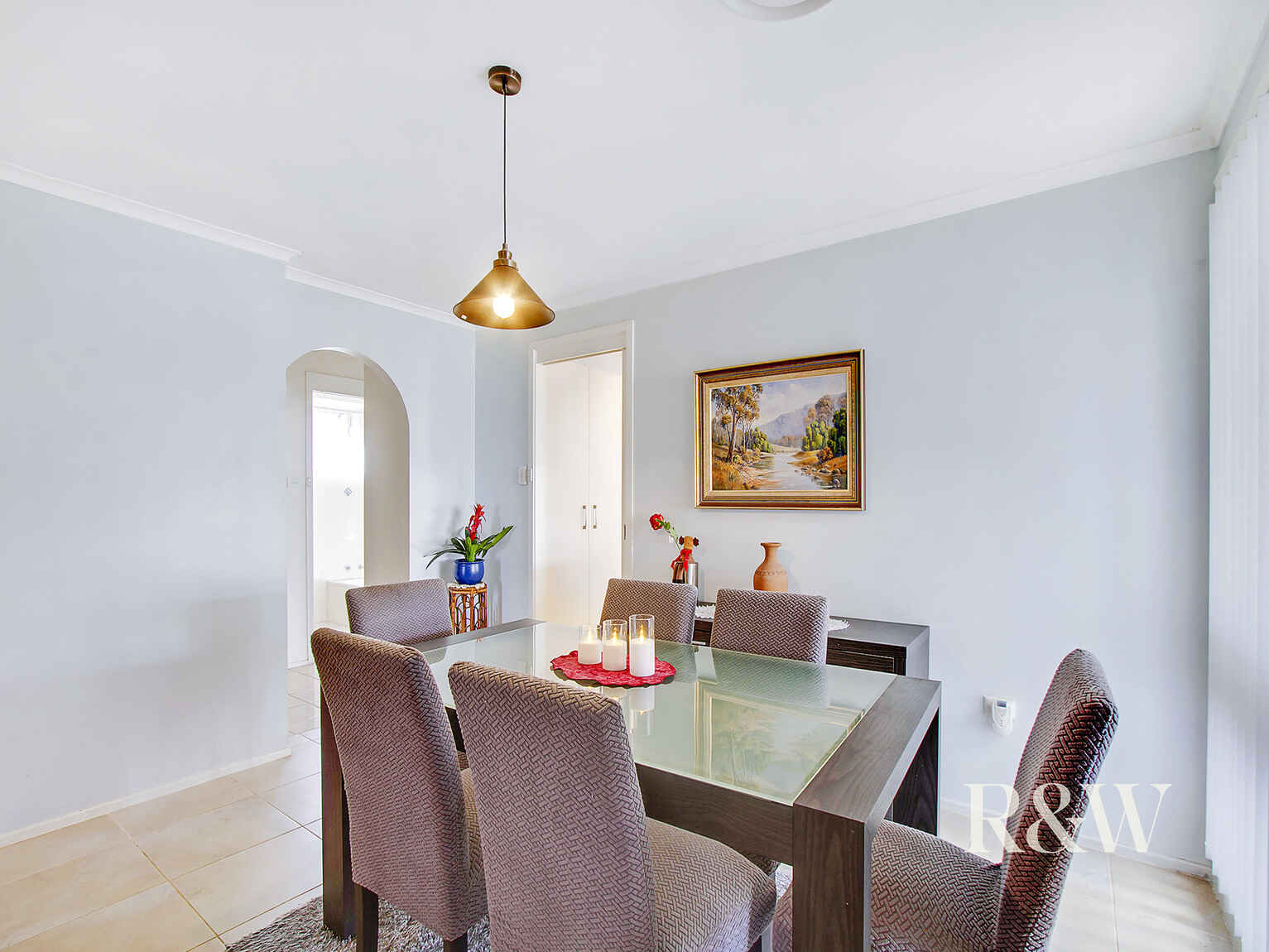 7 Eucumbene Place St Clair