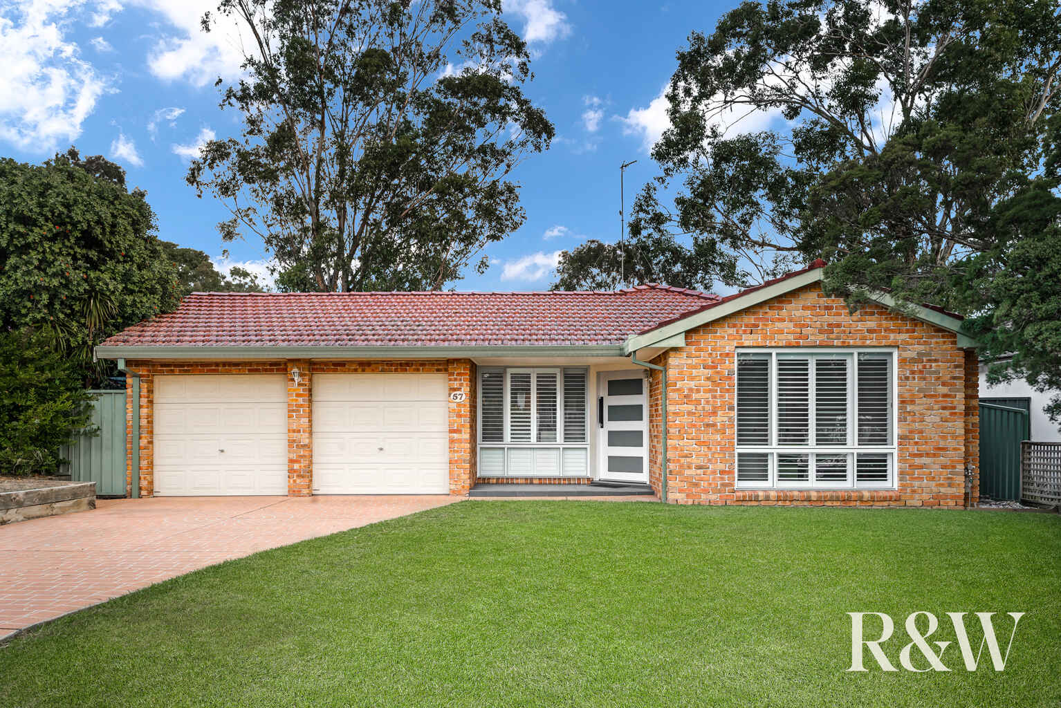 57 Kunipipi Street St Clair