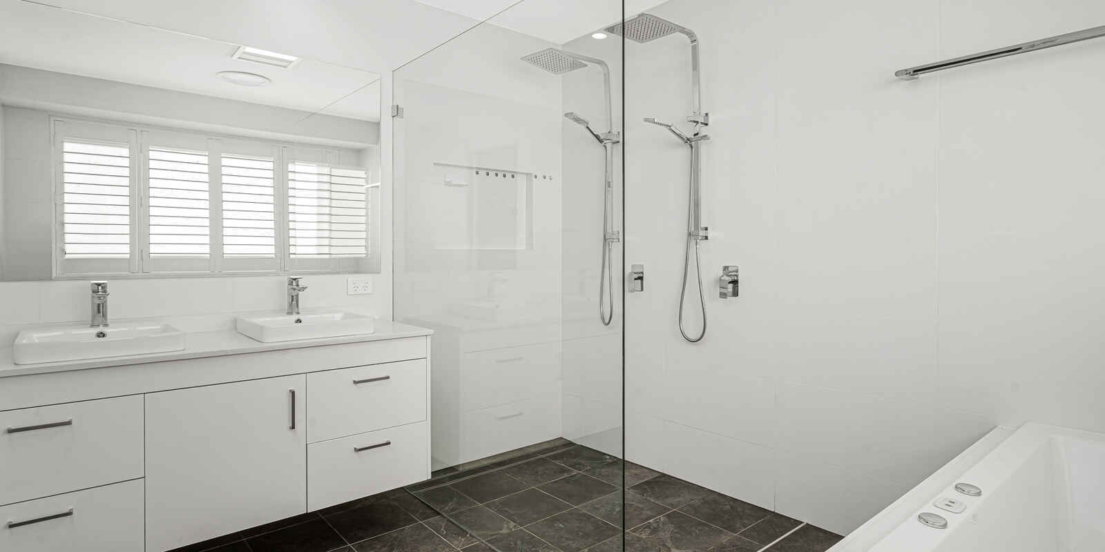 57 Kunipipi Street St Clair