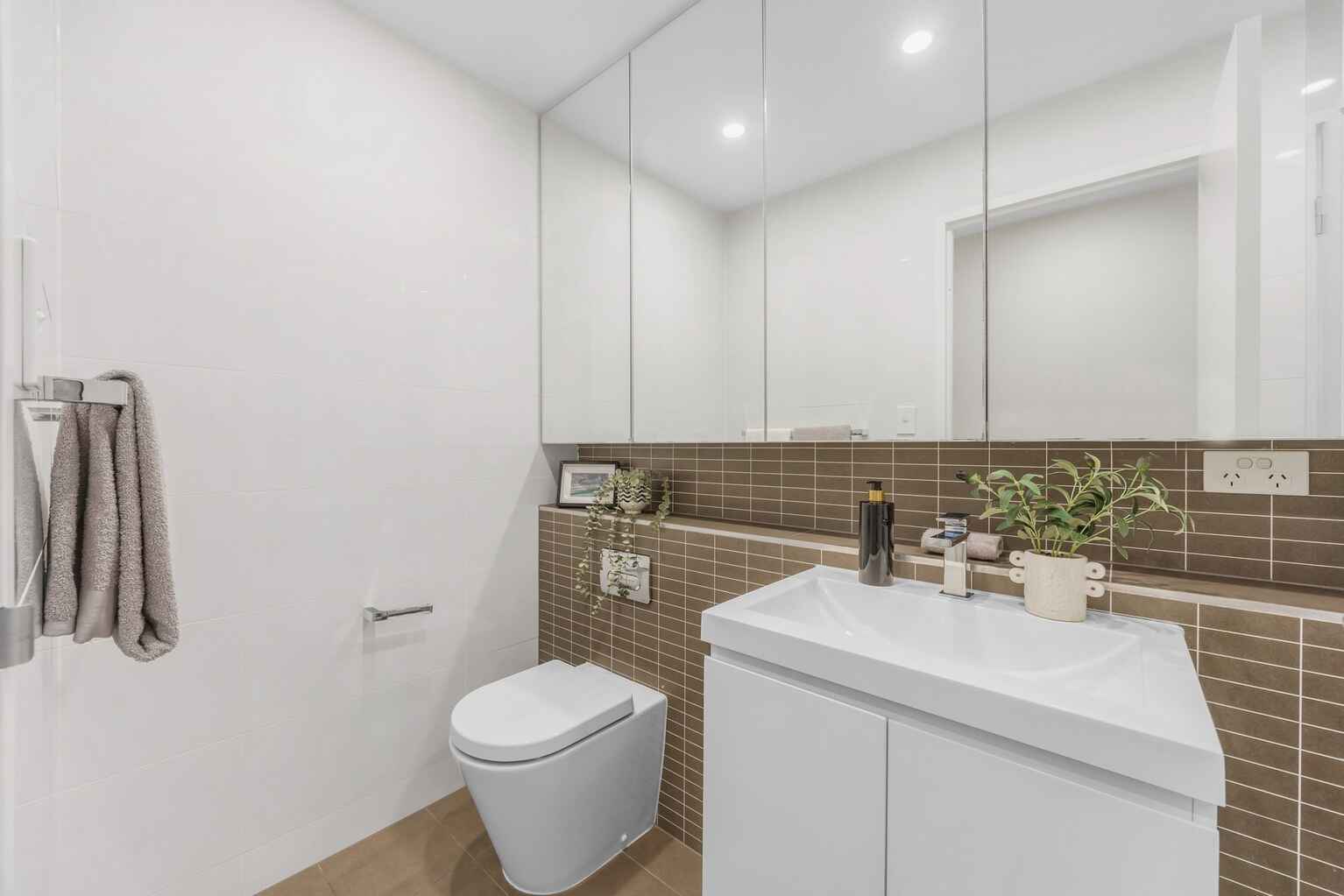 201/10 Gertrude Street Wolli Creek