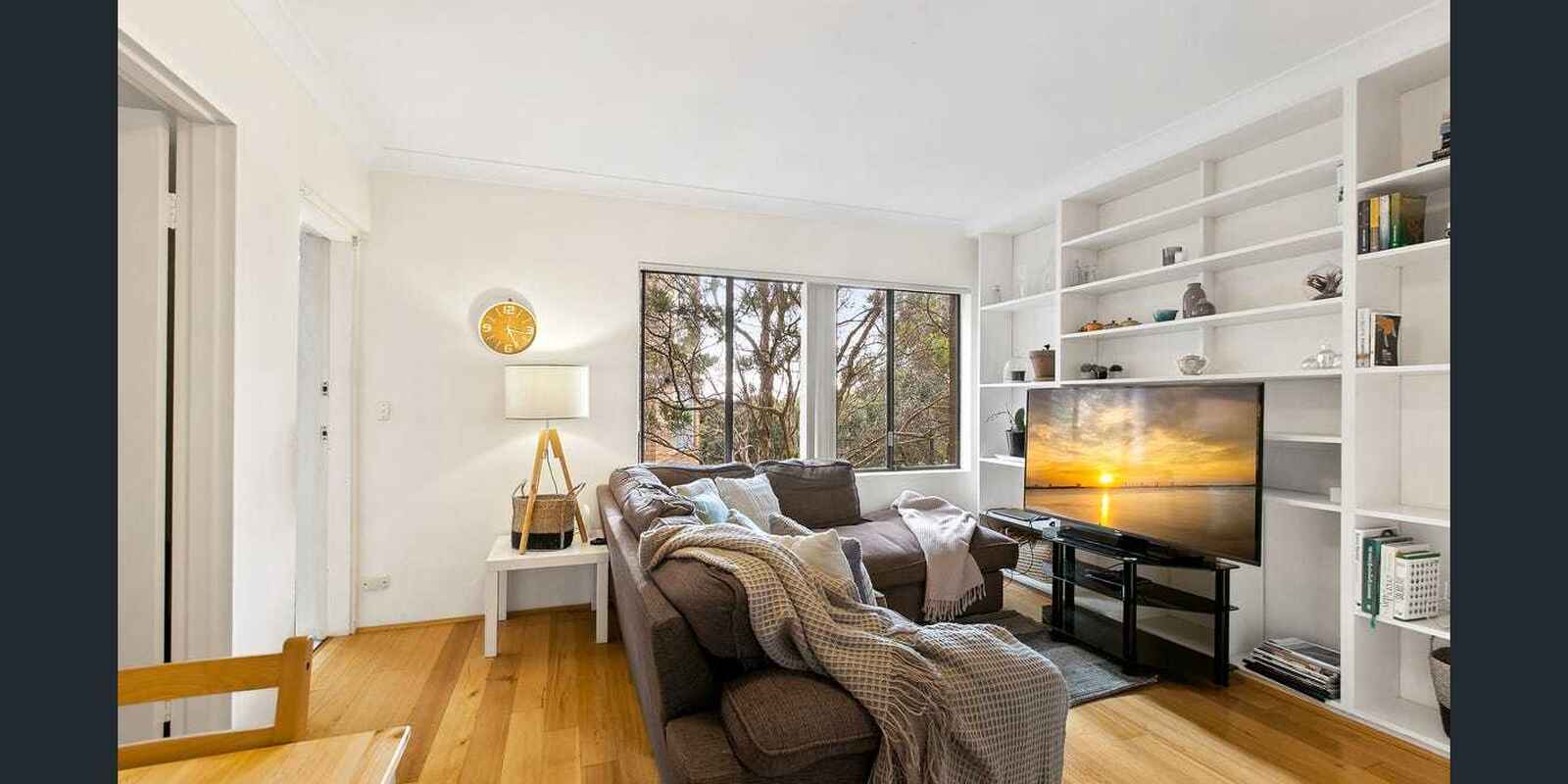 2/218 Ben Boyd Road  Cremorne
