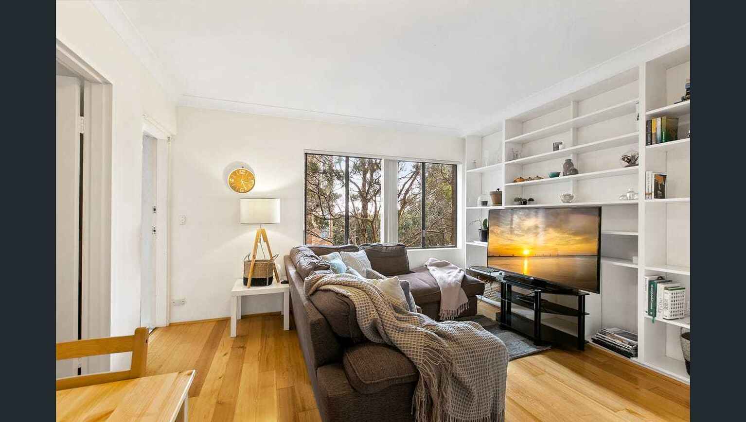 2/218 Ben Boyd Road  Cremorne