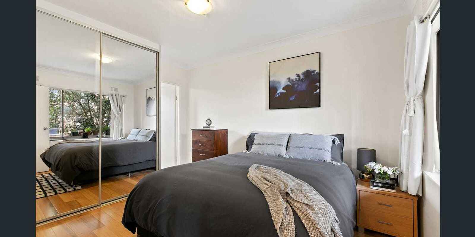 2/218 Ben Boyd Road  Cremorne