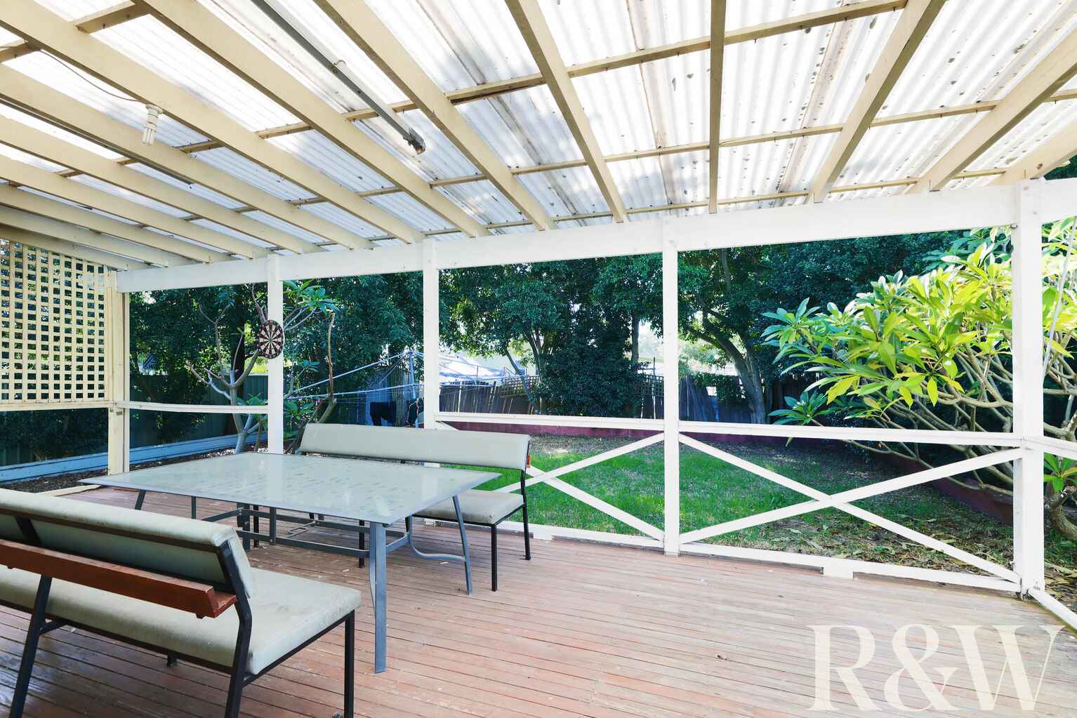 15 Halinda Street Whalan