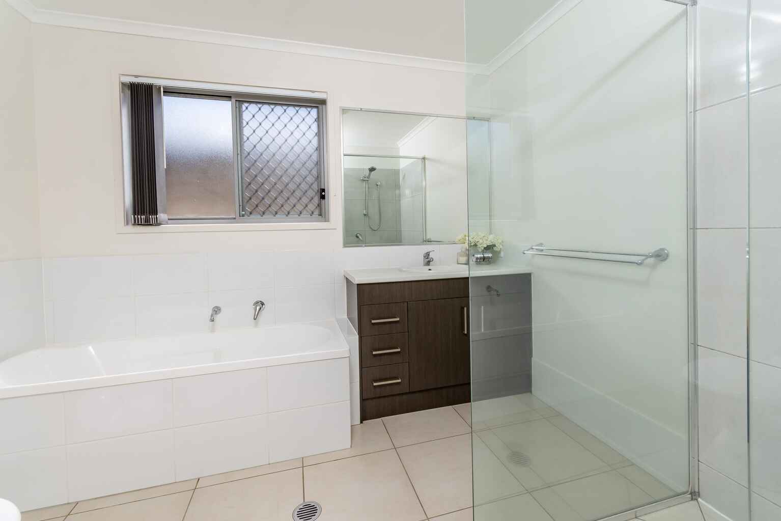 82 Bluestar Circuit Caboolture
