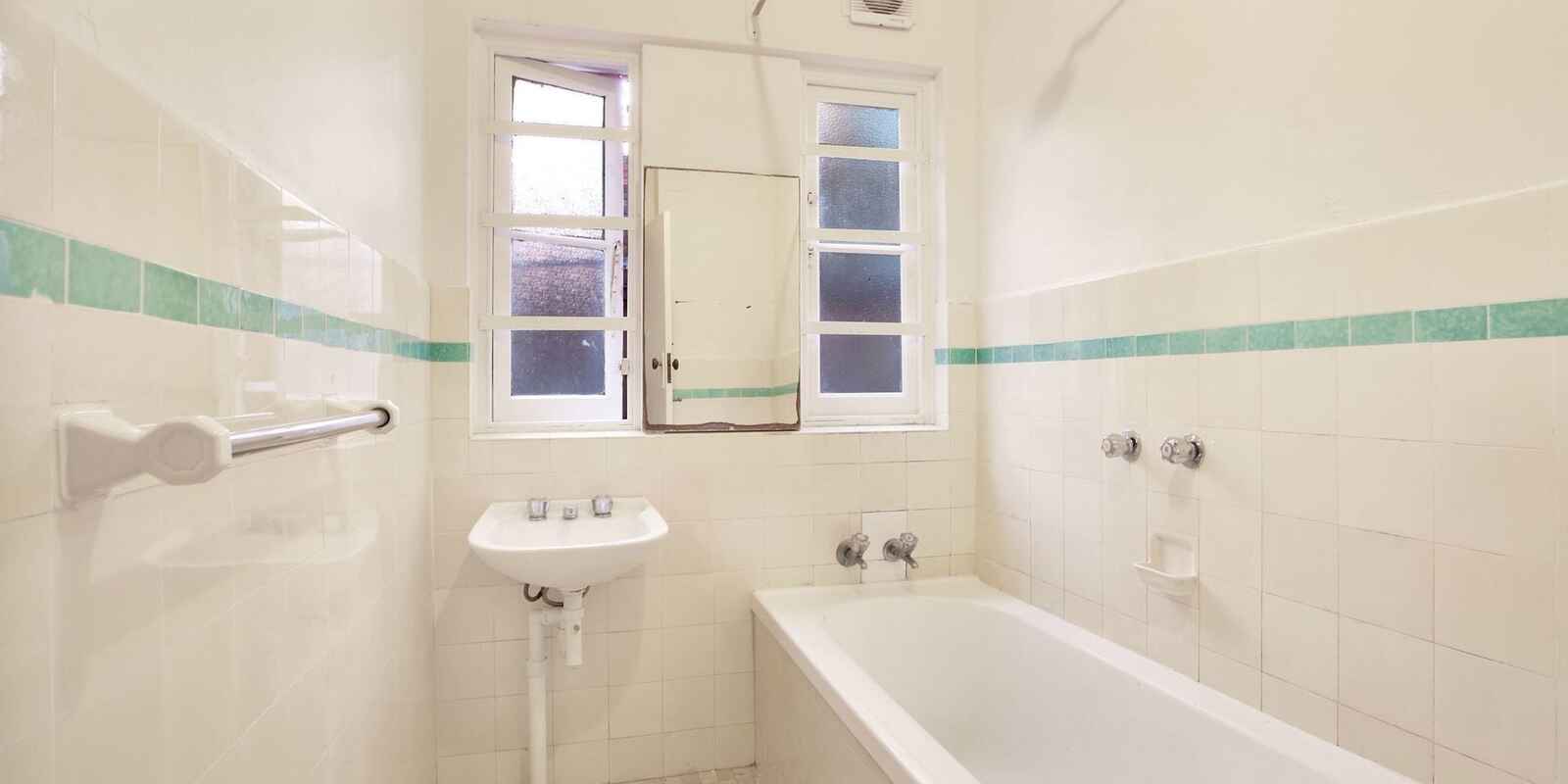 1/26 Balfour Road Rose Bay