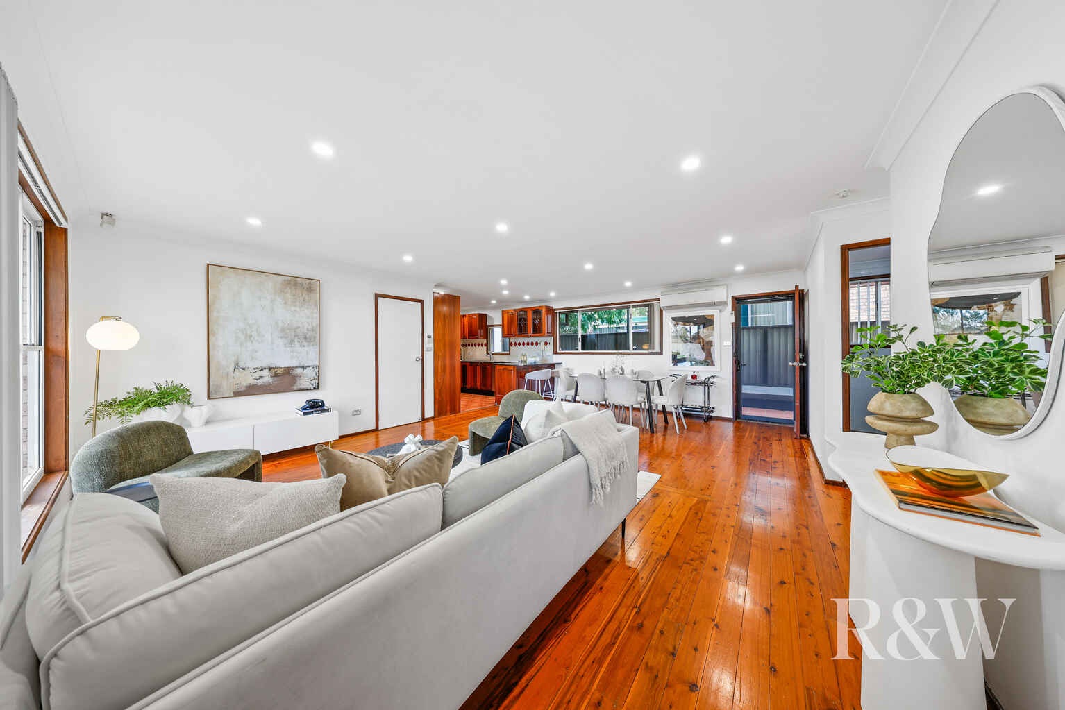 22 Lagonda Drive Ingleburn 22 Lagonda Drive Ingleburn