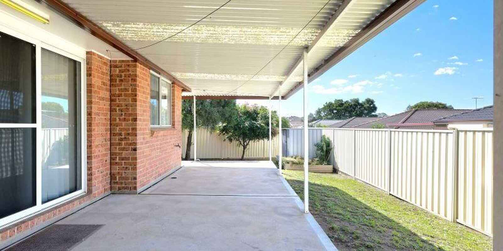6 Shamrock Court St Clair