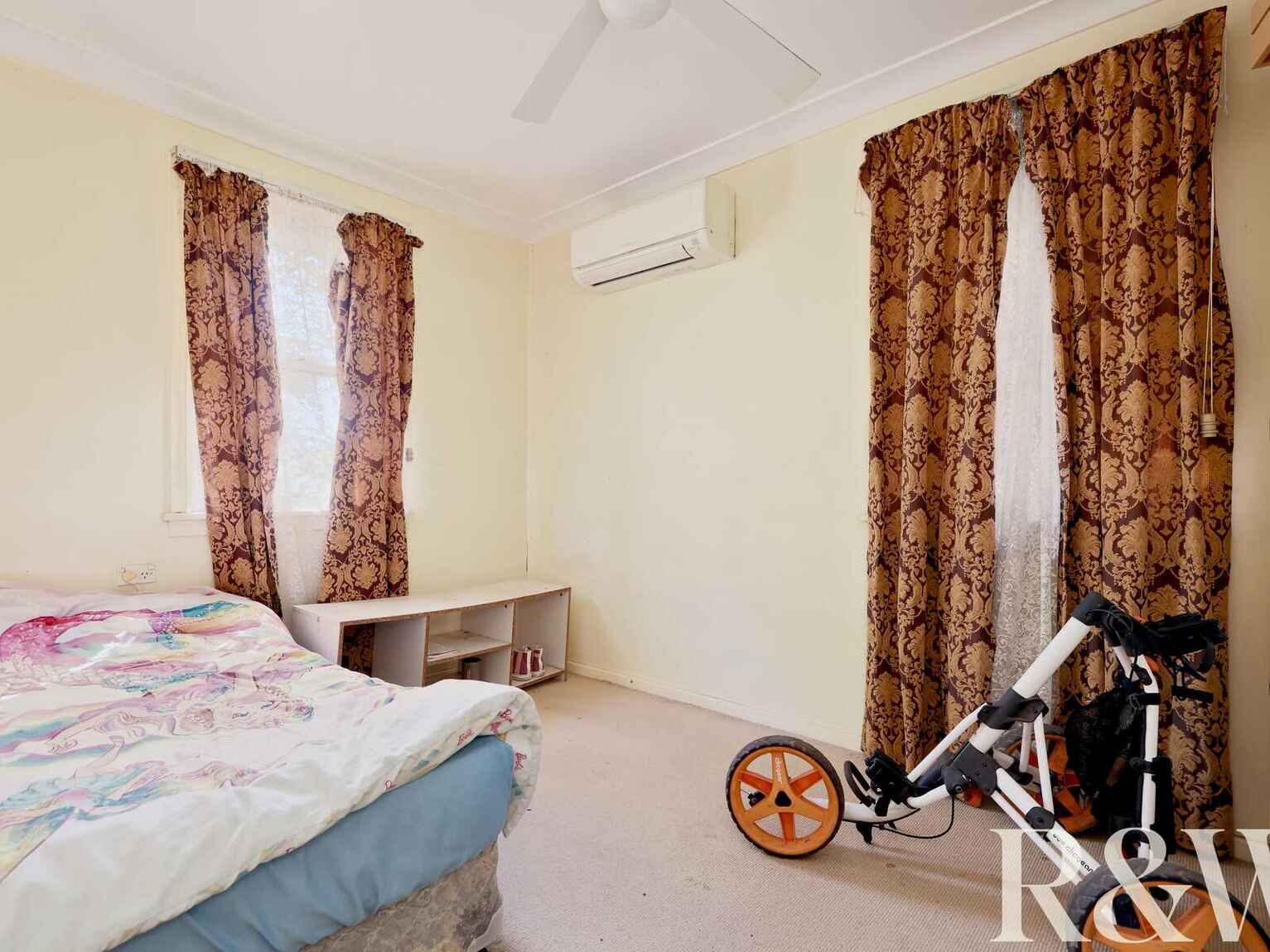 15 Halinda Street Whalan