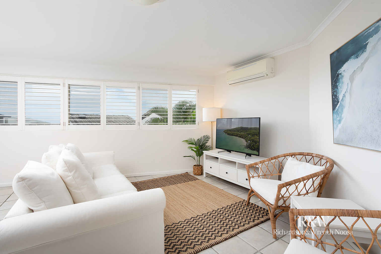 8/2 Park Crescent Sunshine Beach
