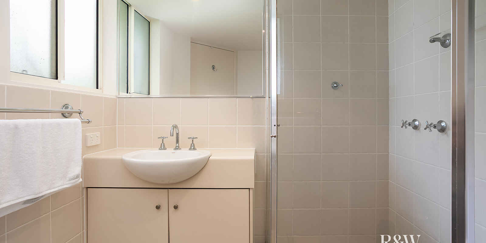 8/2 Park Crescent Sunshine Beach