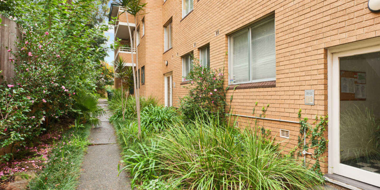 14/8-10 Schwebel Street Marrickville