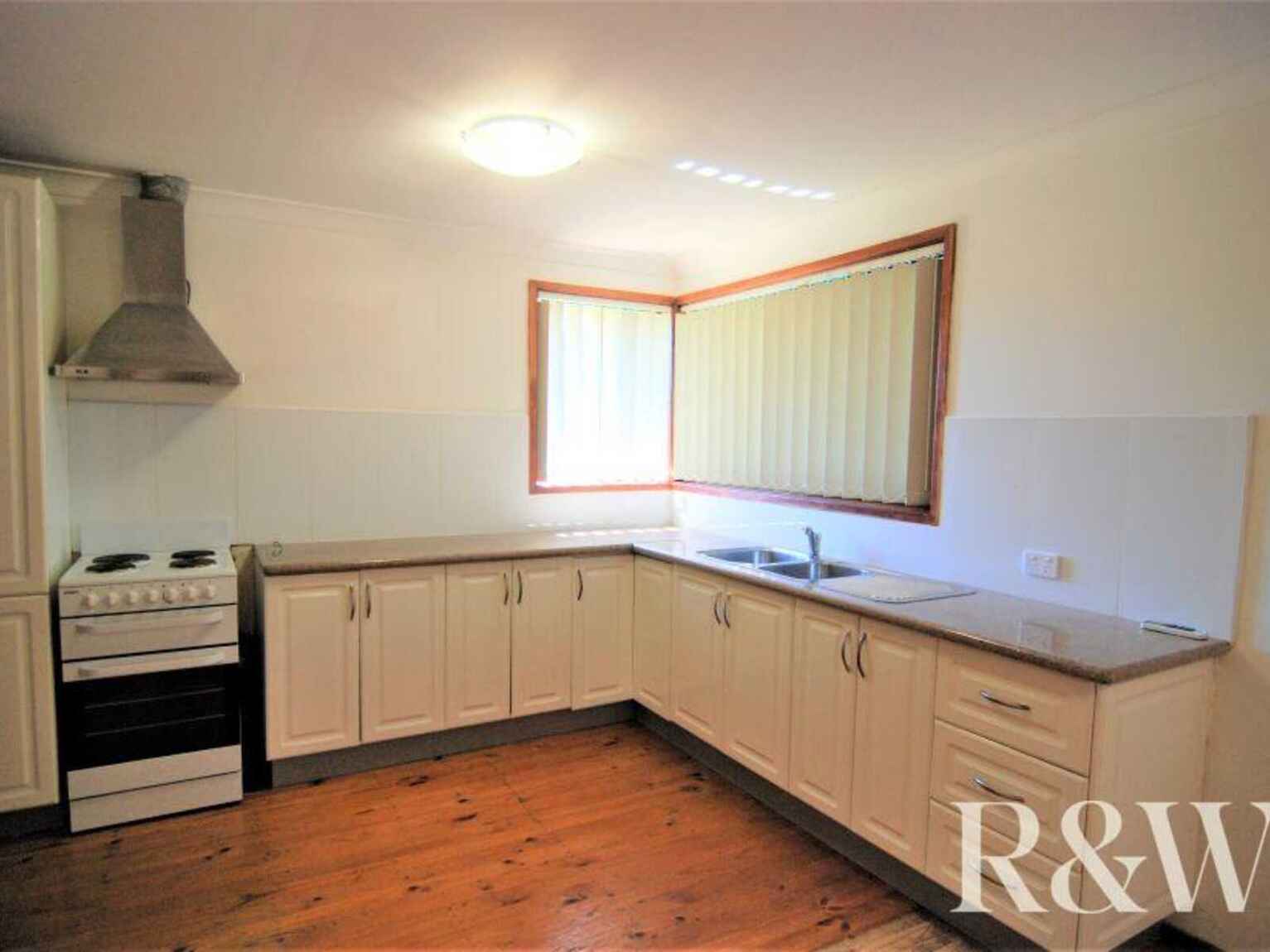 47 Blackwell Avenue St Clair