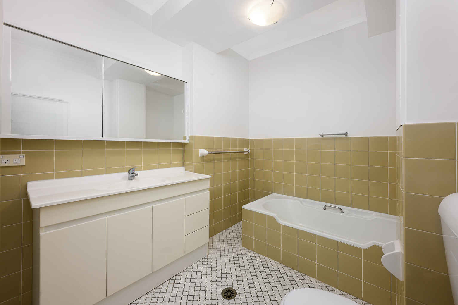 17/16 Carr Street Waverton