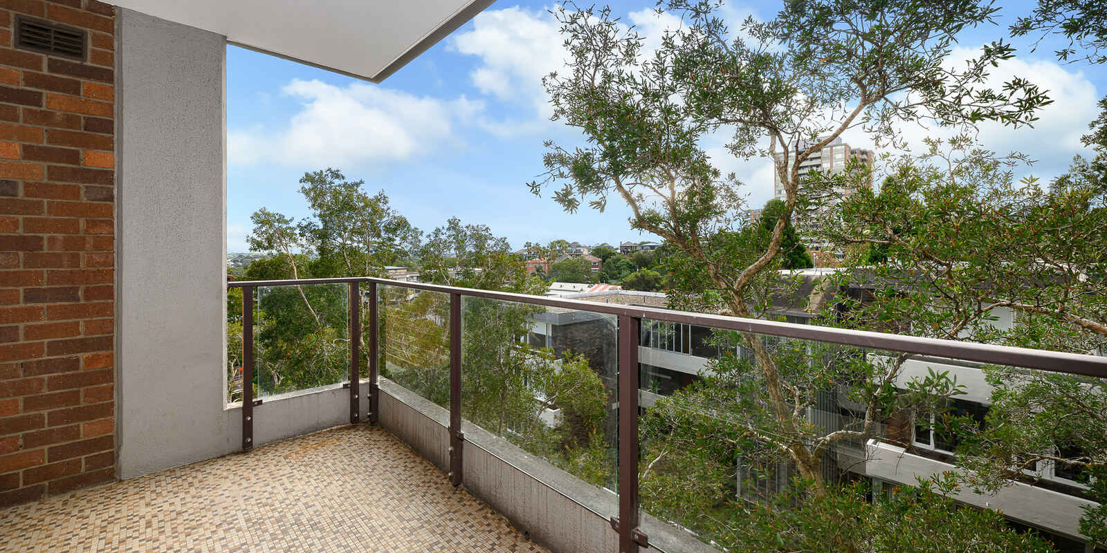 17/16 Carr Street Waverton