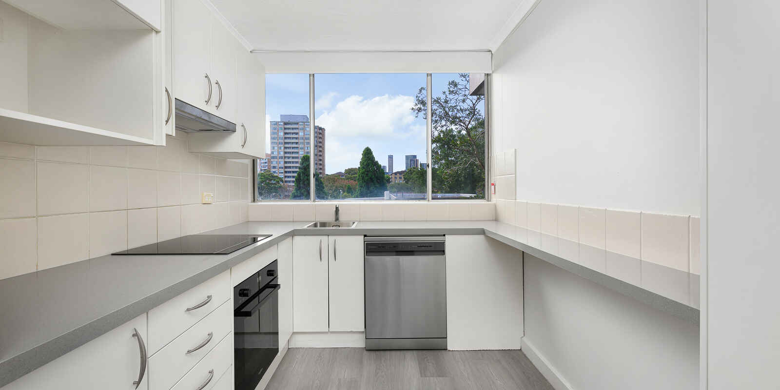 17/16 Carr Street Waverton