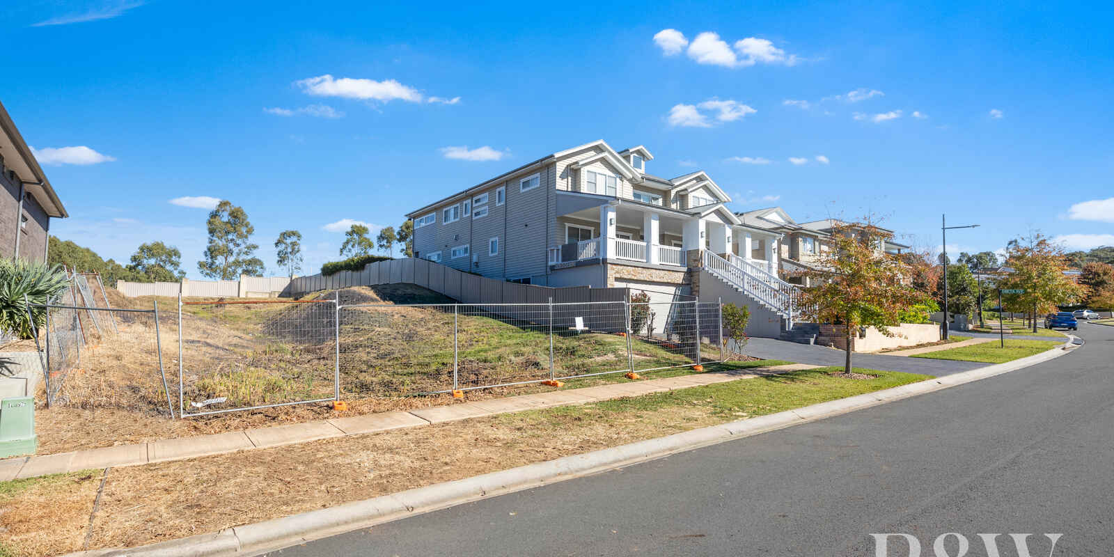 7 HAWTHORNE CIRCUIT Harrington Park
