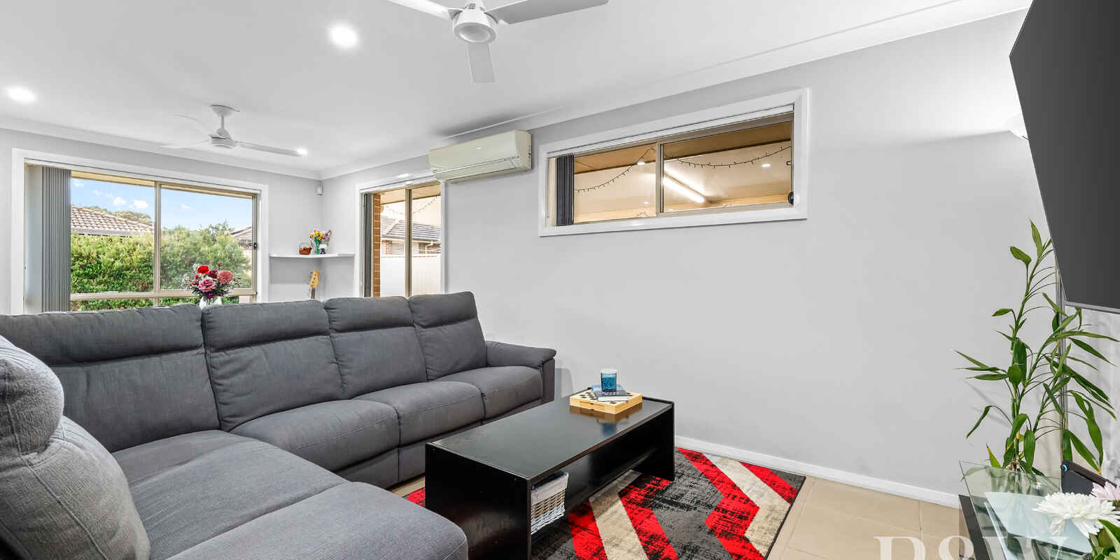 19 BLAIN ROAD Spring Farm