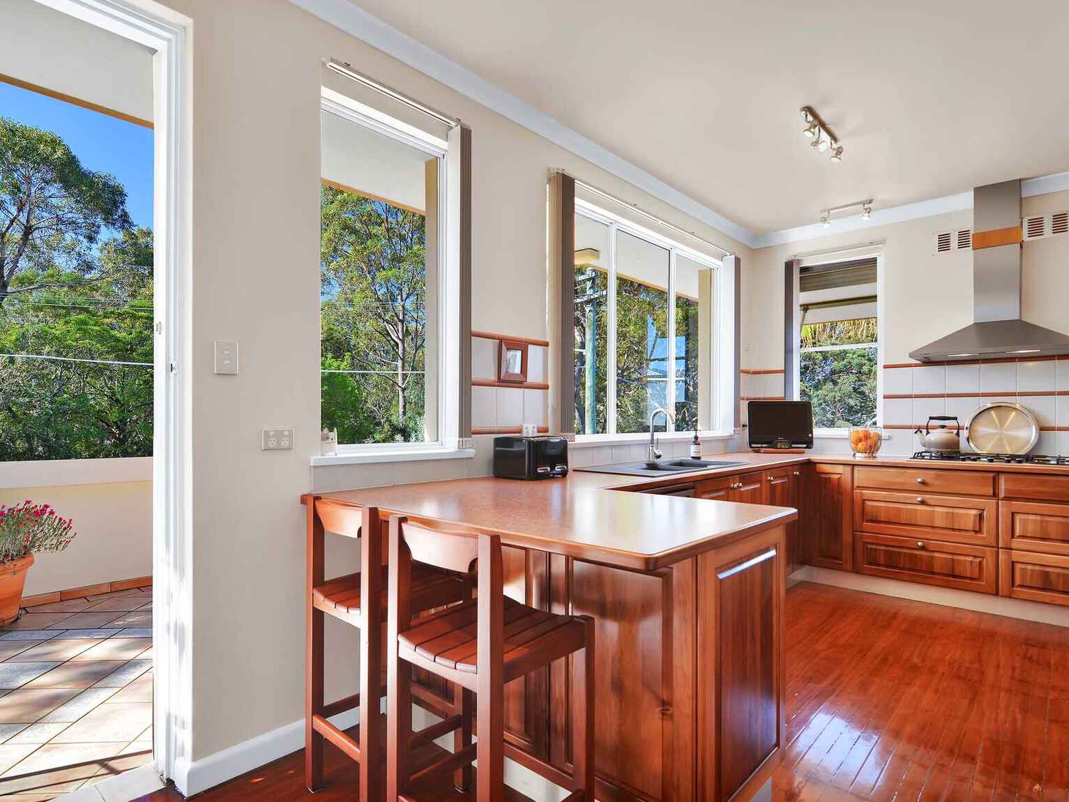 60 Coolawin Road  Northbridge