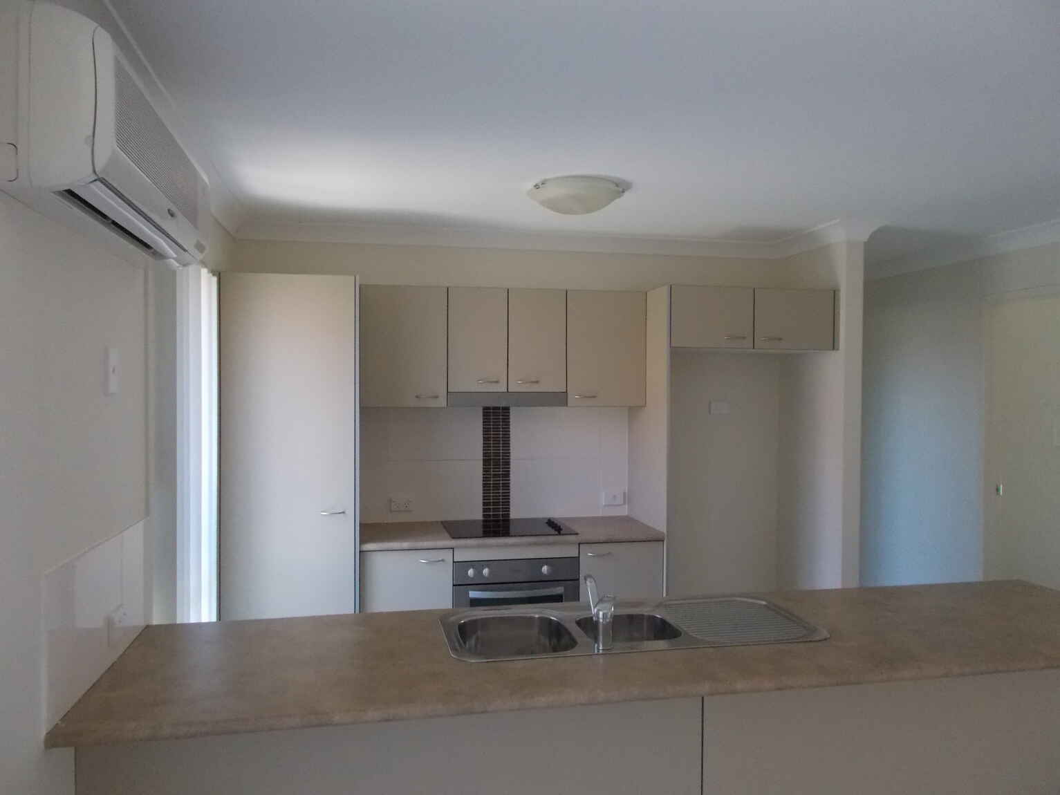 10 Piccadilly Street Bellmere