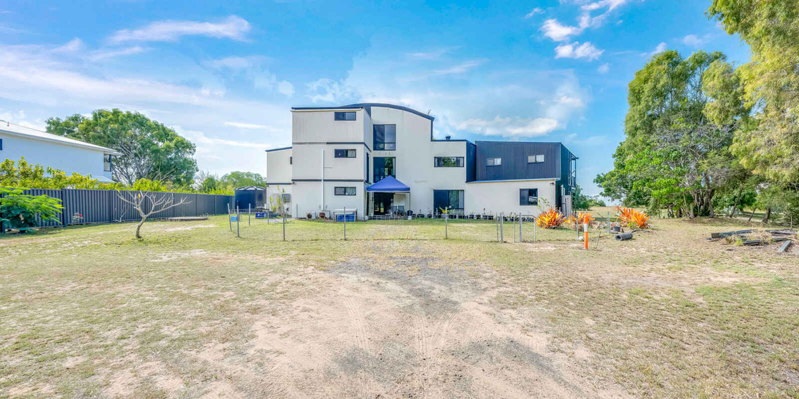 14 Sylvan Drive Moore Park Beach 14 Sylvan Drive Moore Park Beach