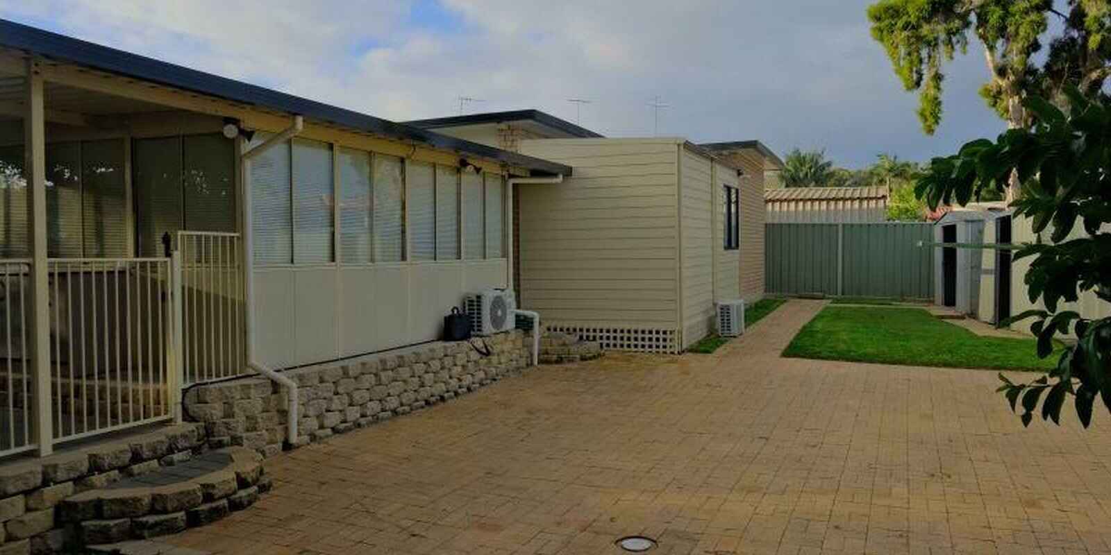 20 Kemerton Street St Clair
