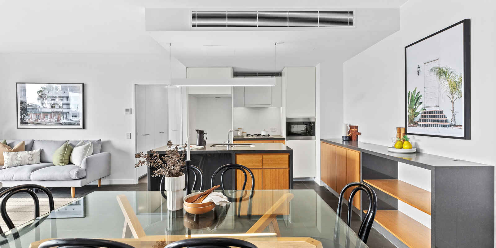 32/68 Sir John Young Crescent Woolloomooloo