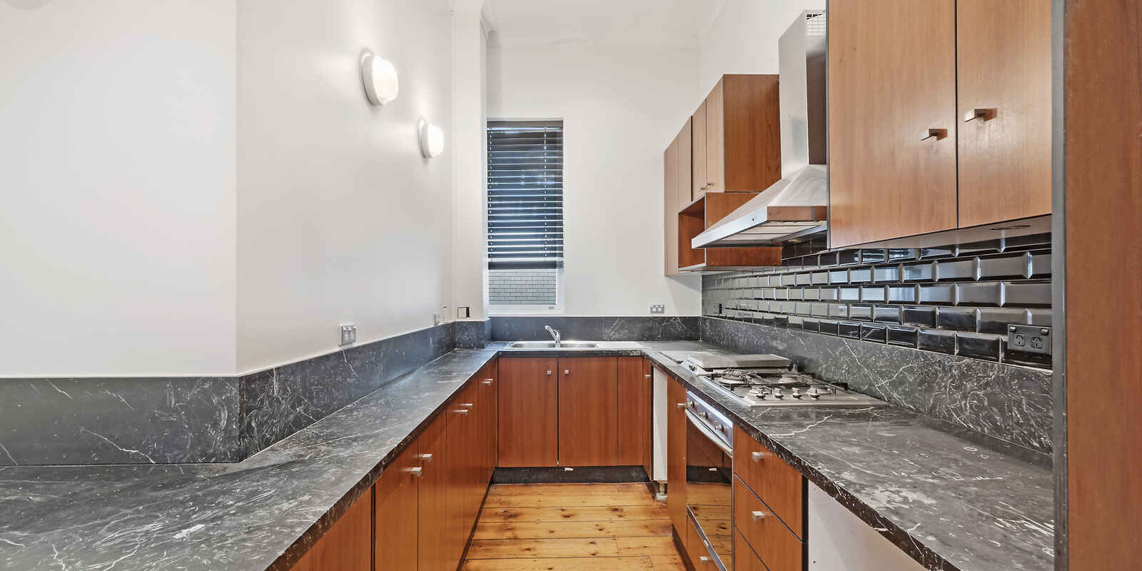 2/113 Victoria Street Potts Point