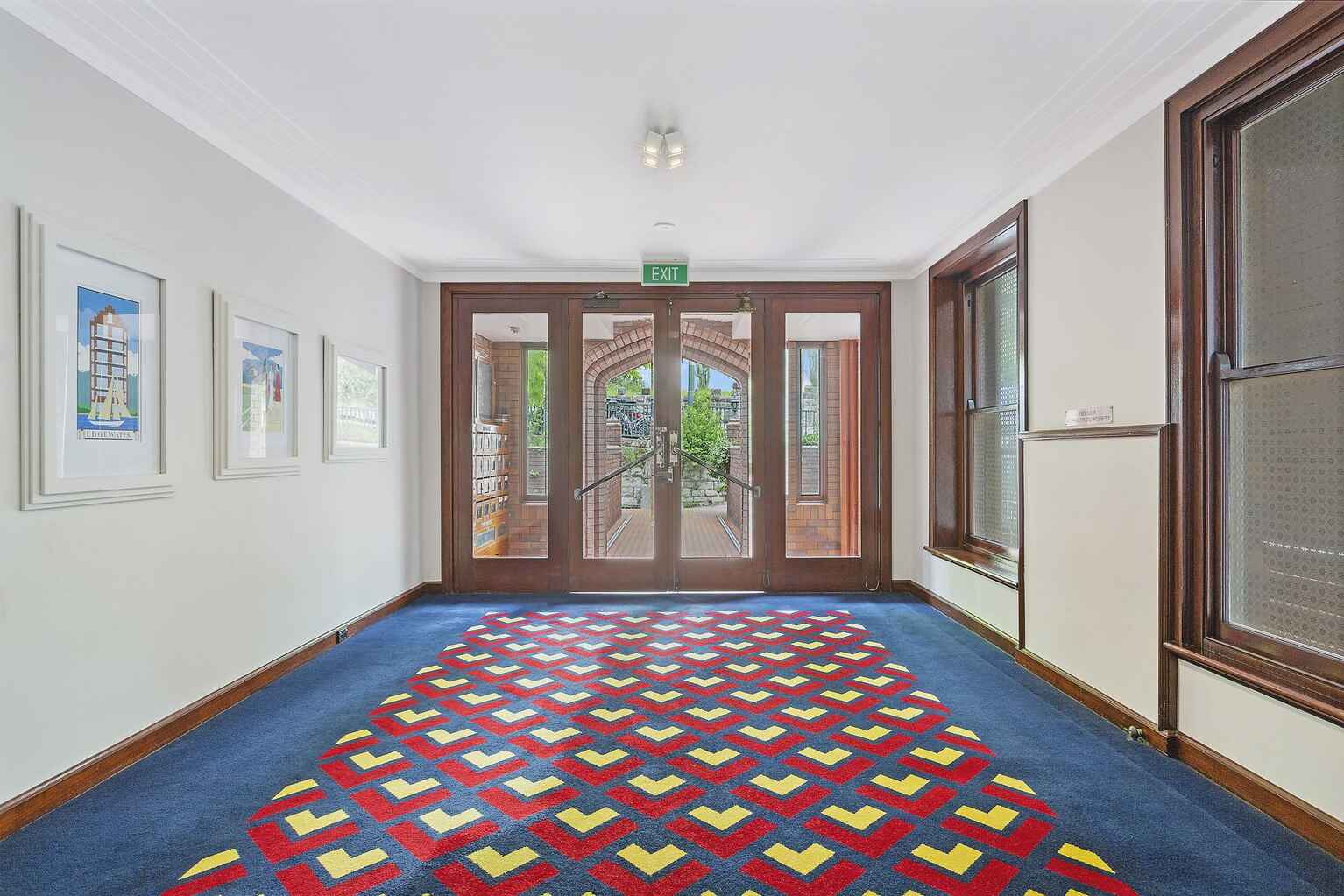 25/6 Billyard Avenue Elizabeth Bay