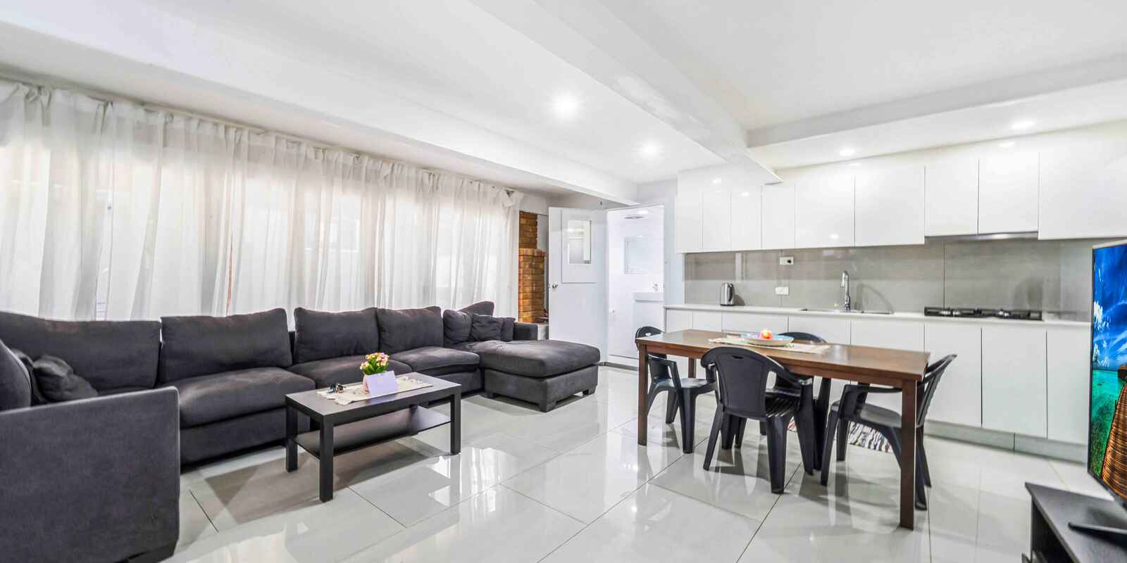 30 Knight Street Lansvale 30 Knight Street Lansvale