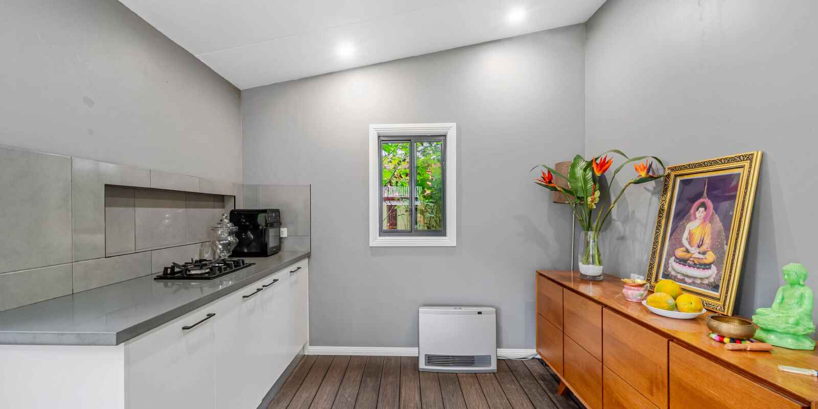 30 Knight Street Lansvale 30 Knight Street Lansvale