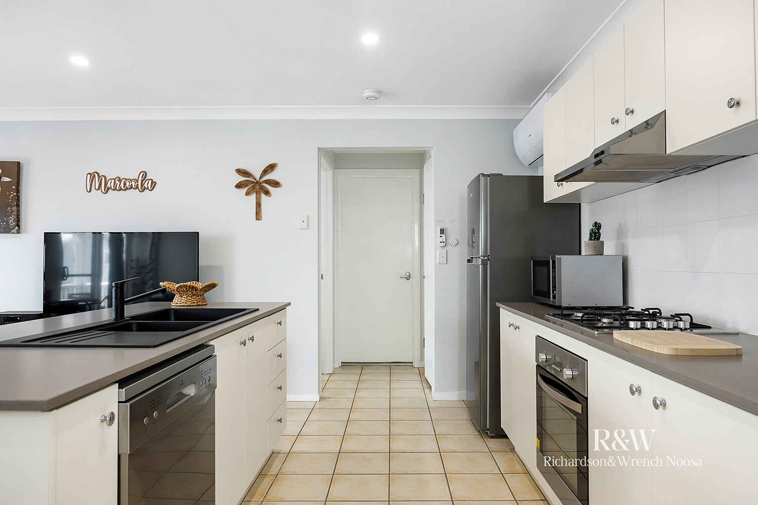 15 Beachway Parade Marcoola 15 Beachway Parade Marcoola