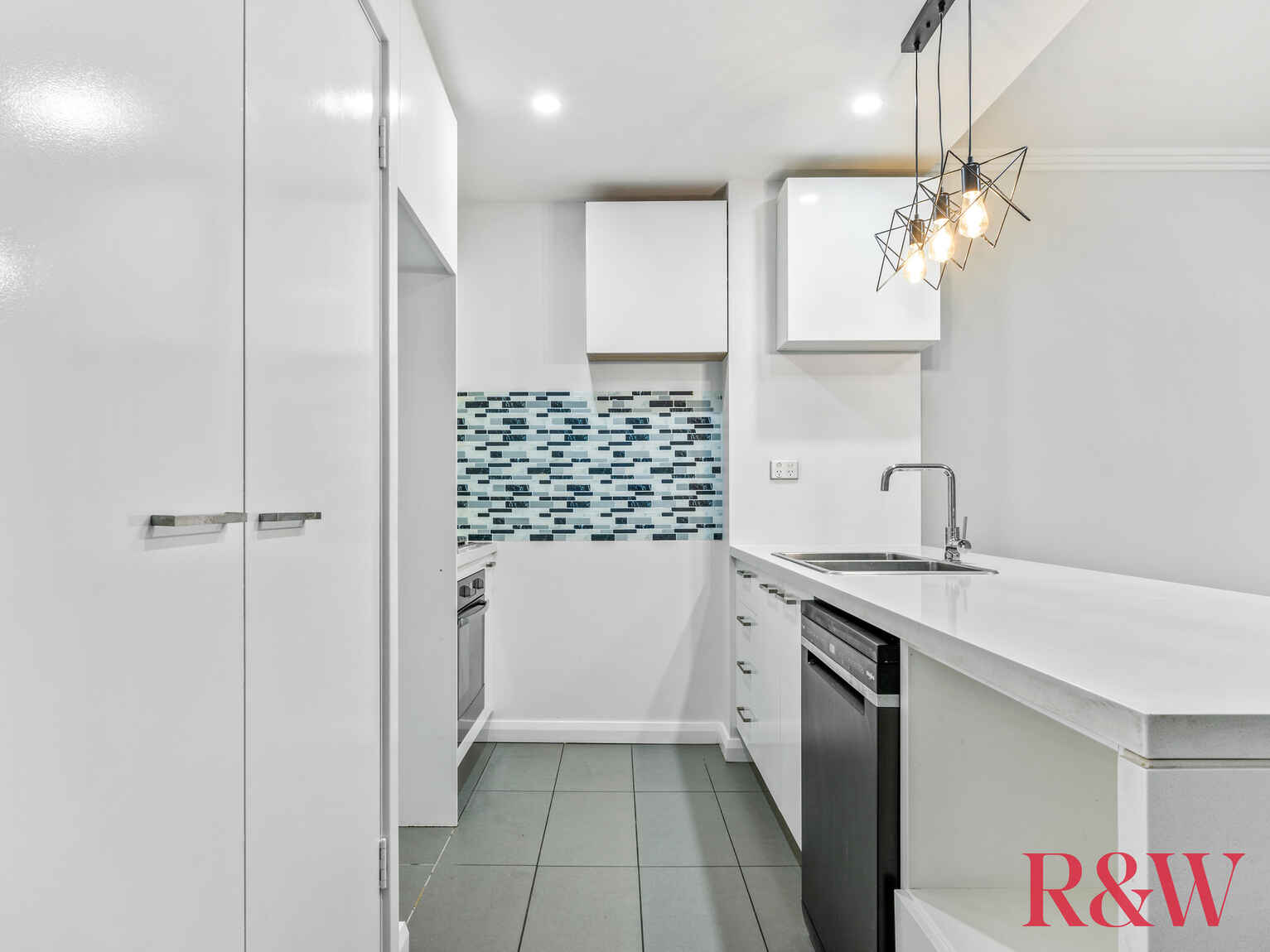 101P/81-86 Courallie Avenue Homebush West 101P/81-86 Courallie Avenue Homebush West