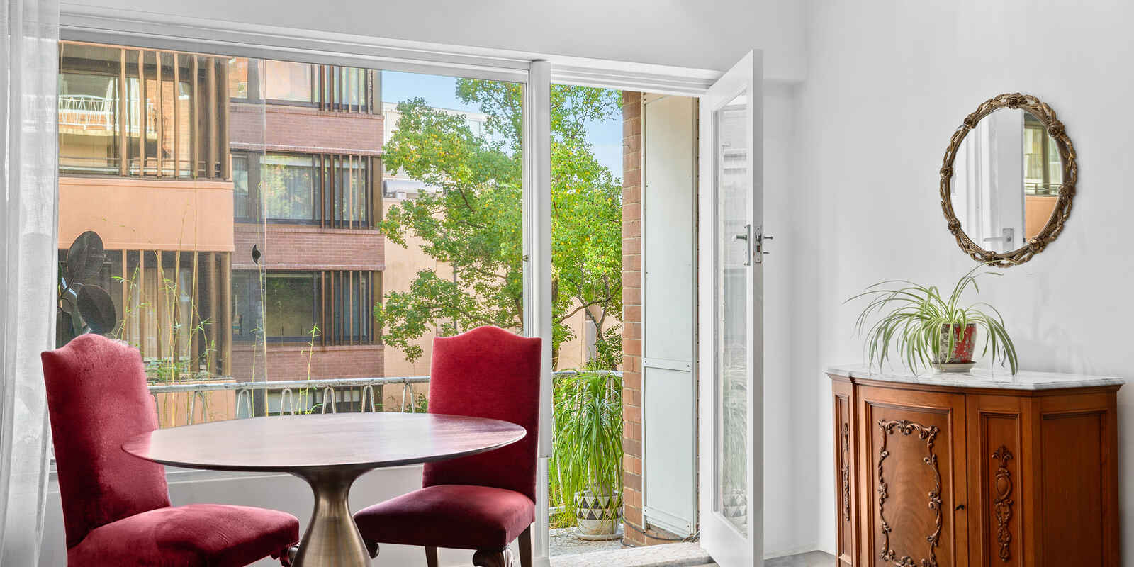 206/6A Birtley Place Elizabeth Bay 206/6A Birtley Place Elizabeth Bay