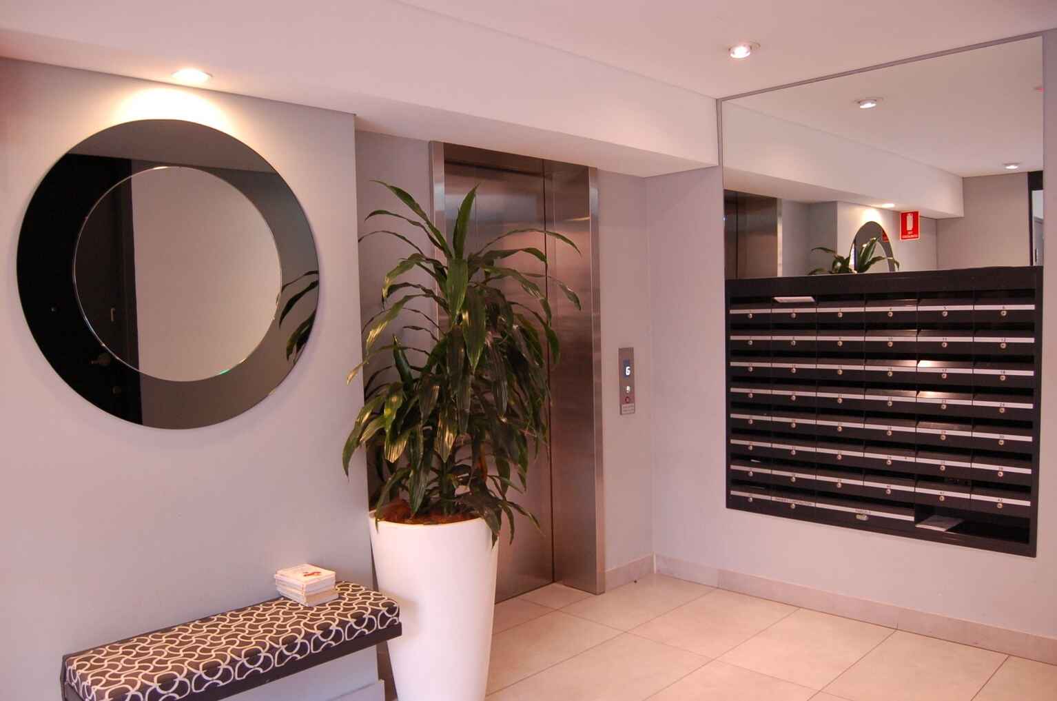 36/10 Barncleuth Square Elizabeth Bay