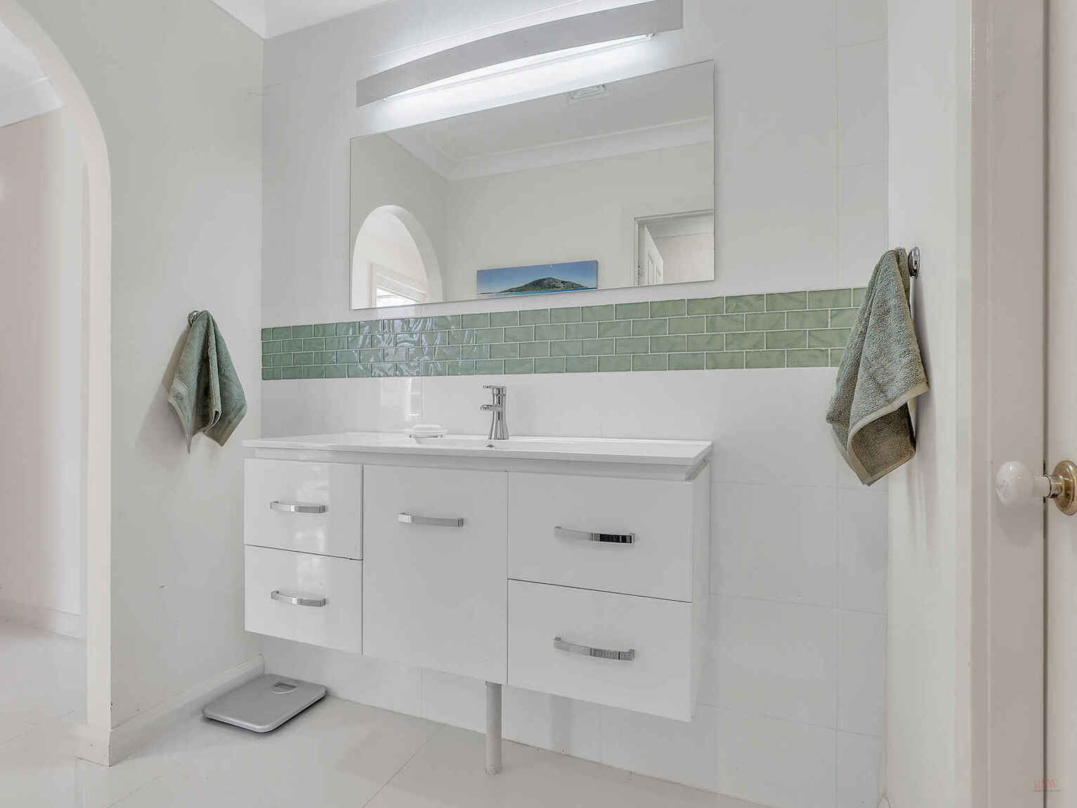 122 Cornwall Road Exeter 122 Cornwall Road Exeter