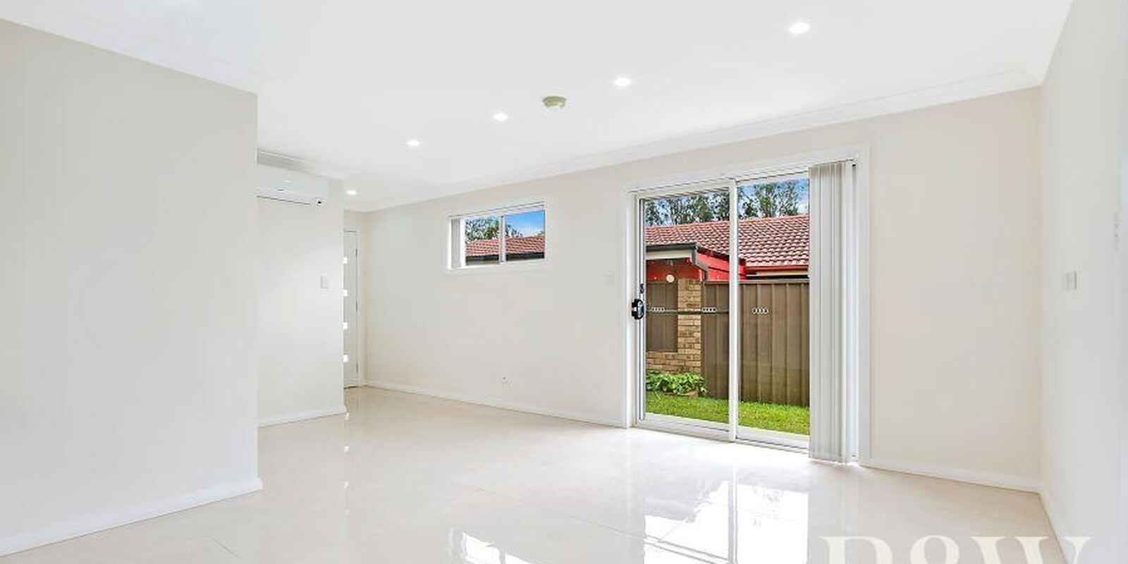 7A Hay Close St Clair