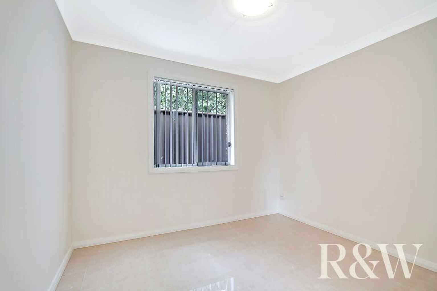 7A Hay Close St Clair