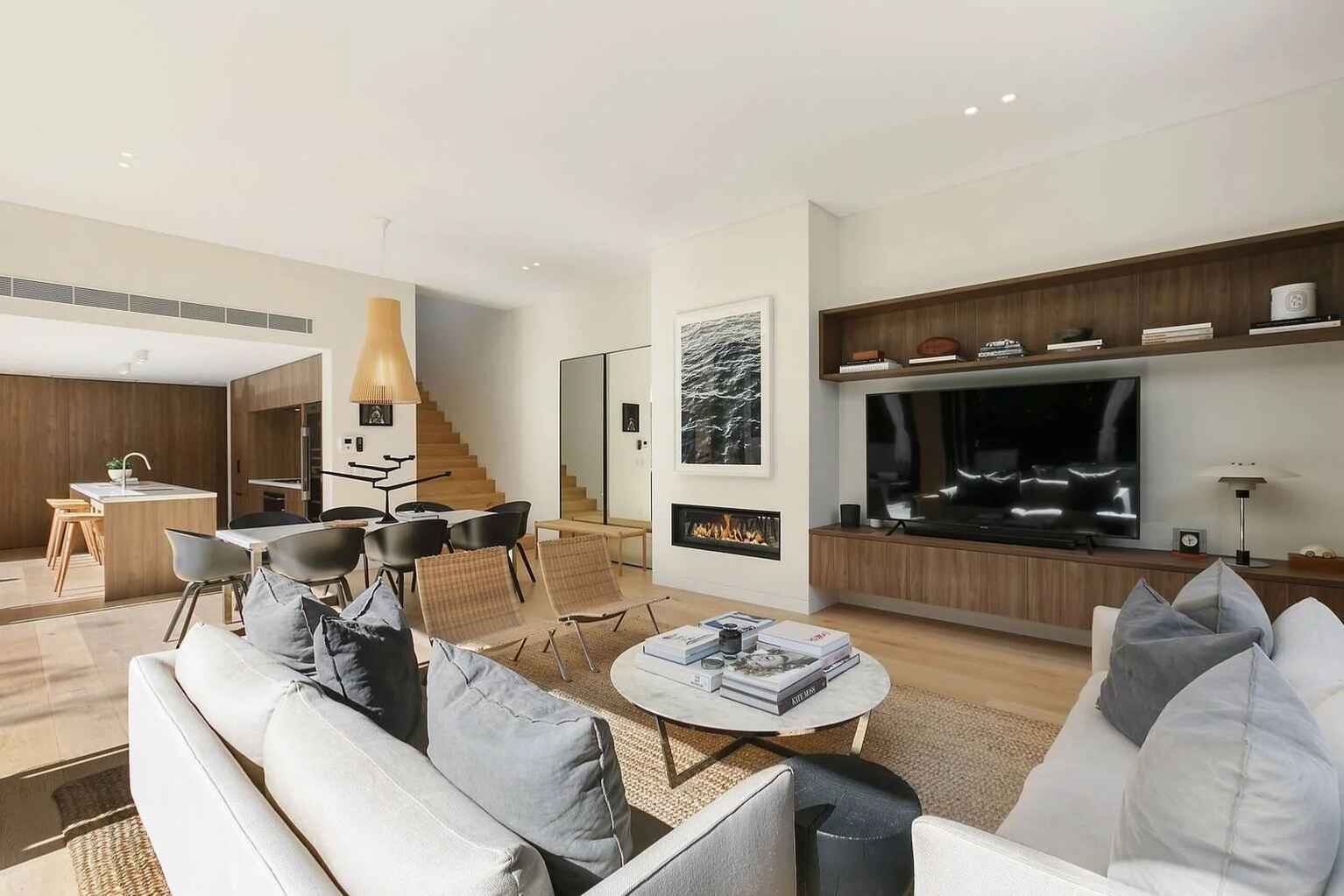  Cremorne