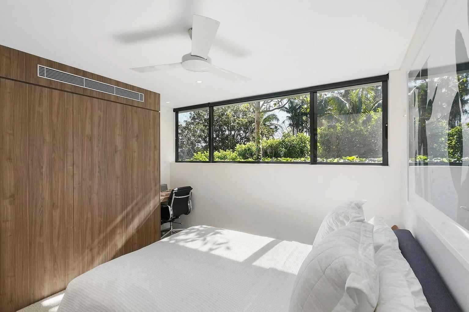  Cremorne