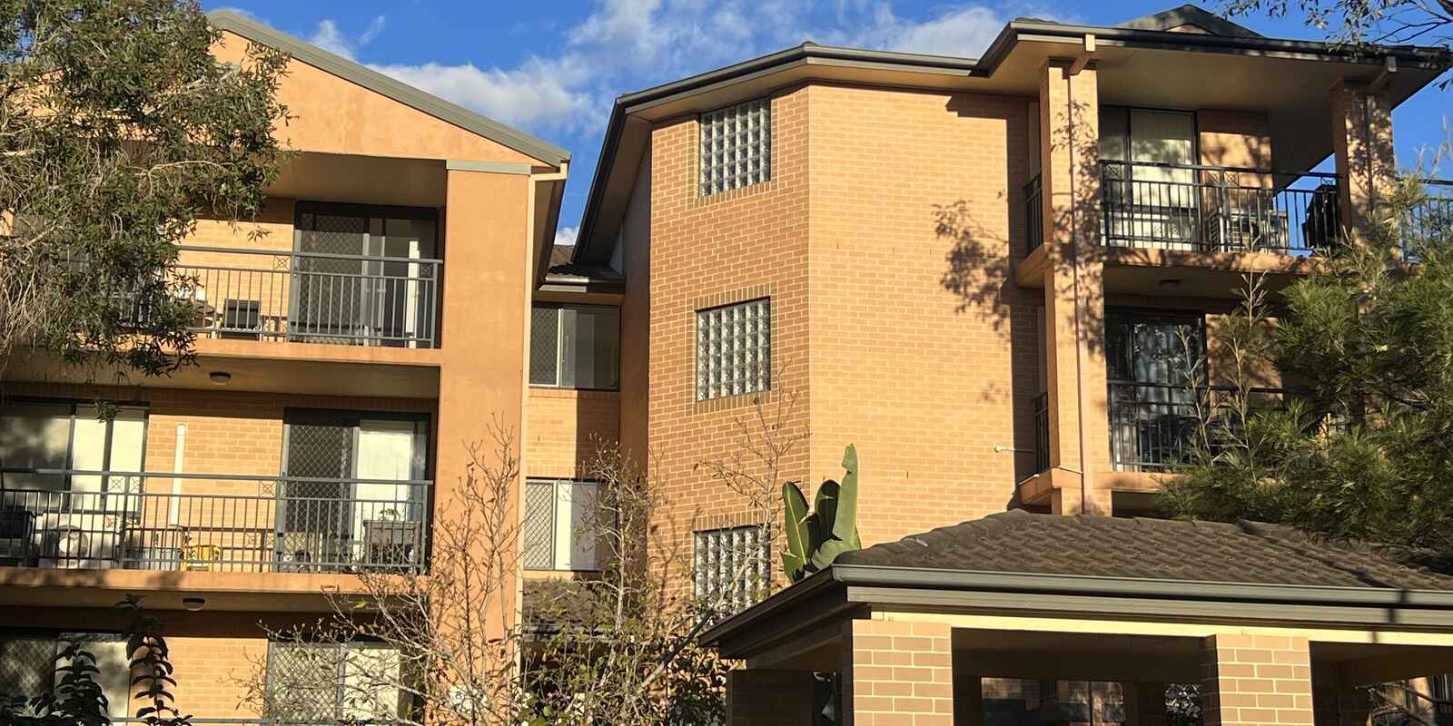 26/8-16 William Street Ryde