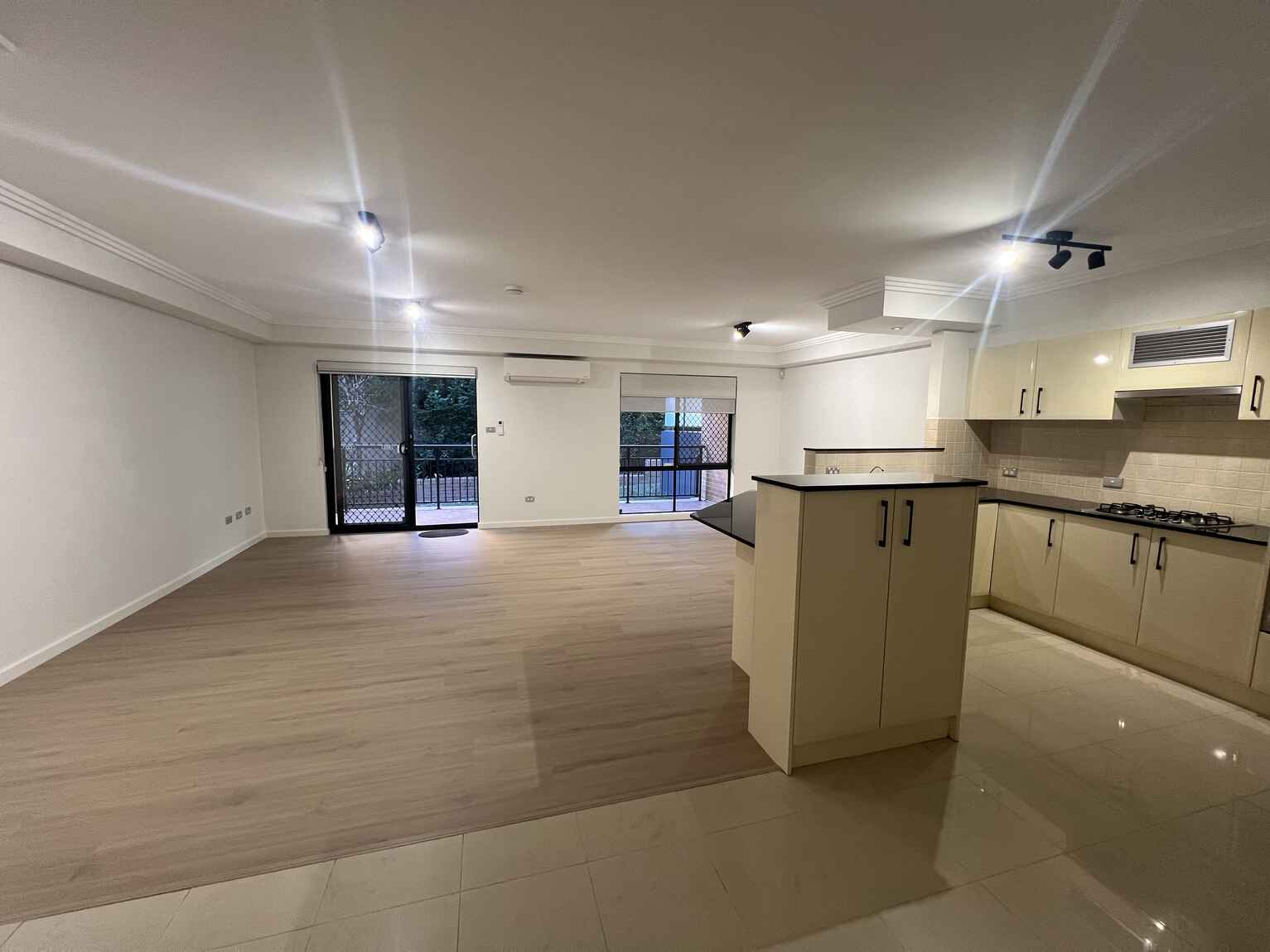 26/8-16 William Street Ryde