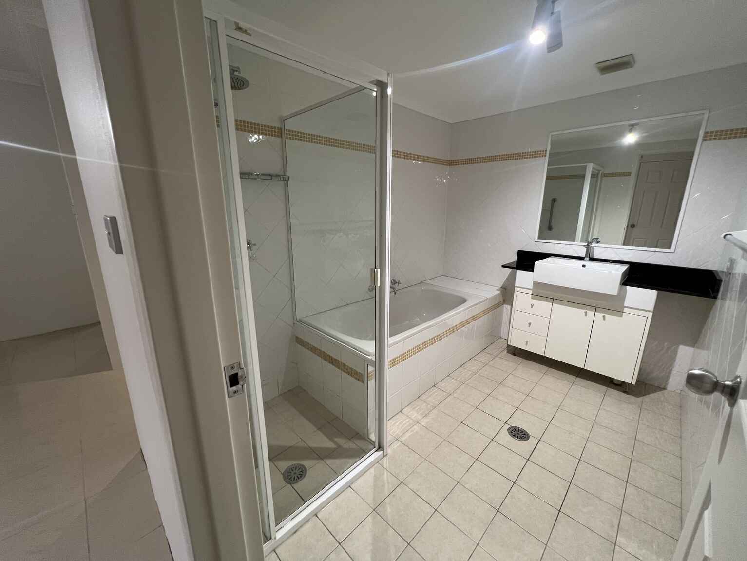 26/8-16 William Street Ryde