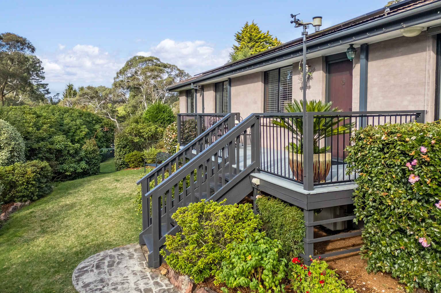 28 Kanimbla Road Blackheath 28 Kanimbla Road Blackheath