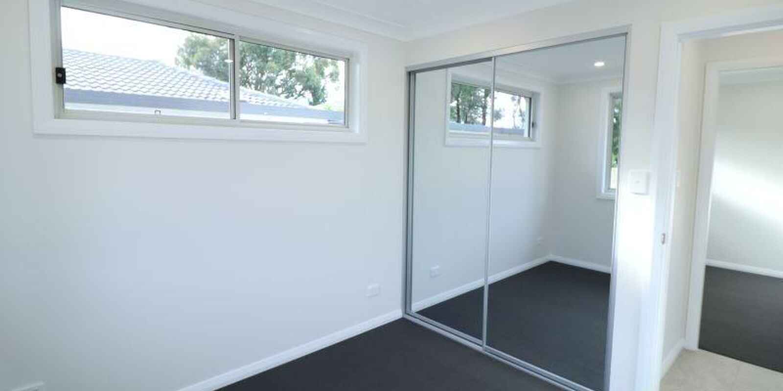 8A Nightmist Grove St Clair